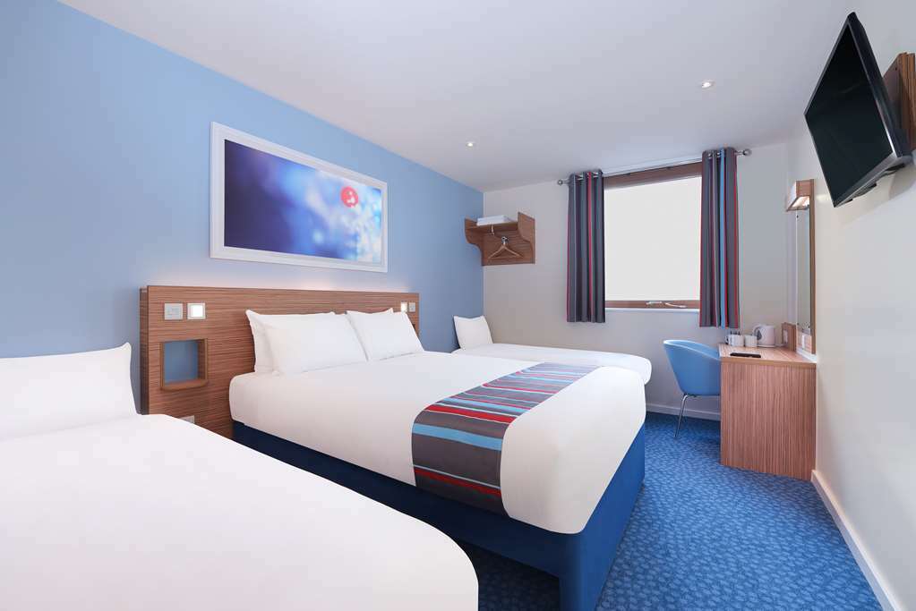 Travelodge Плаймаут Номер фото